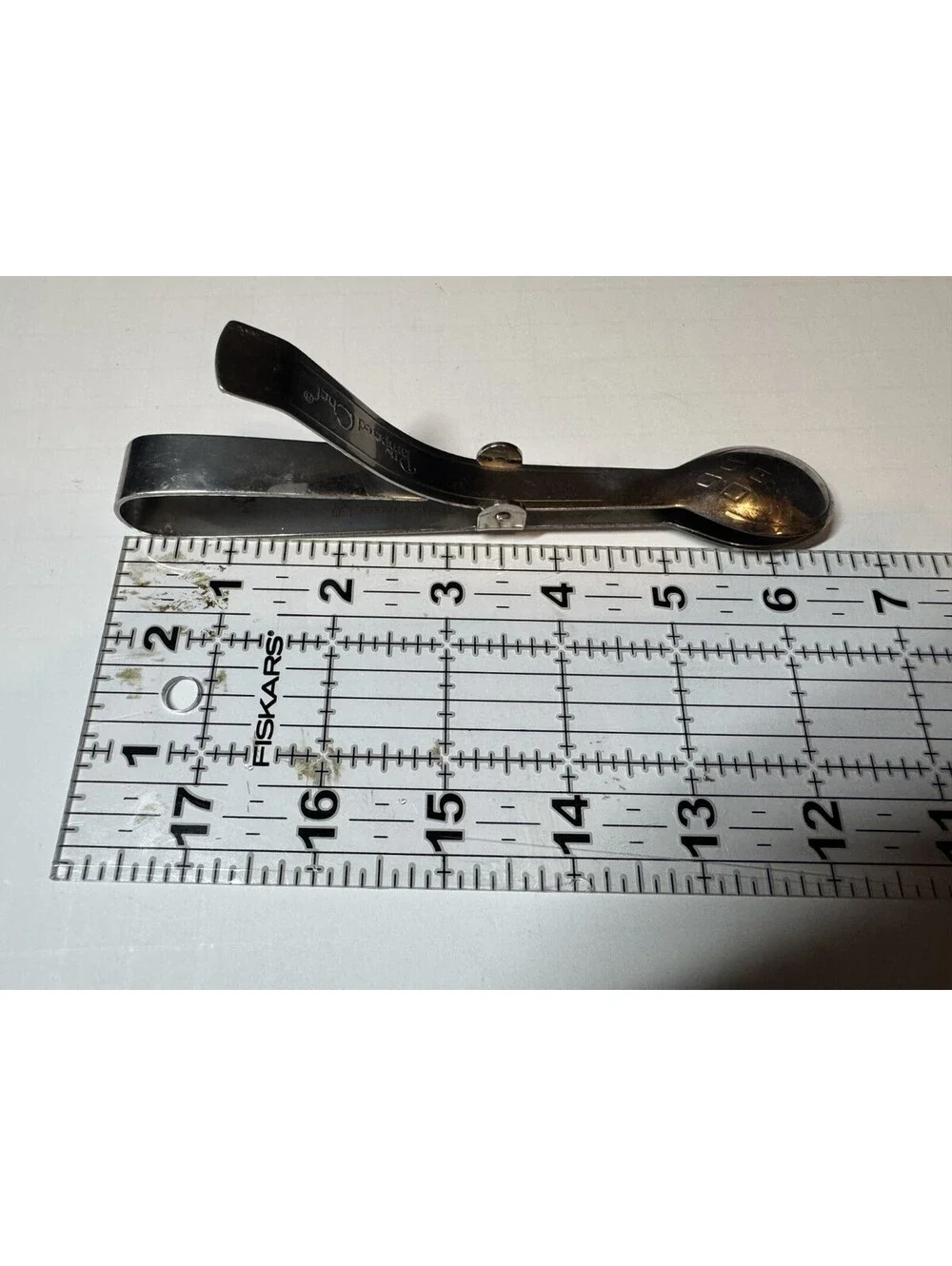 Pampered Chef Stainless Steel Double Spoon Serving Tongs Etched Retired 6.25